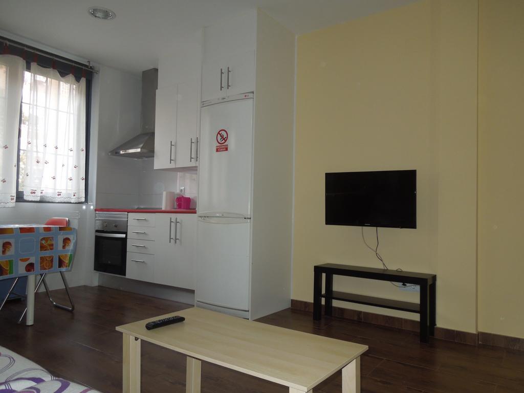 Apartamento Cuatro Torres Madrid Buitenkant foto